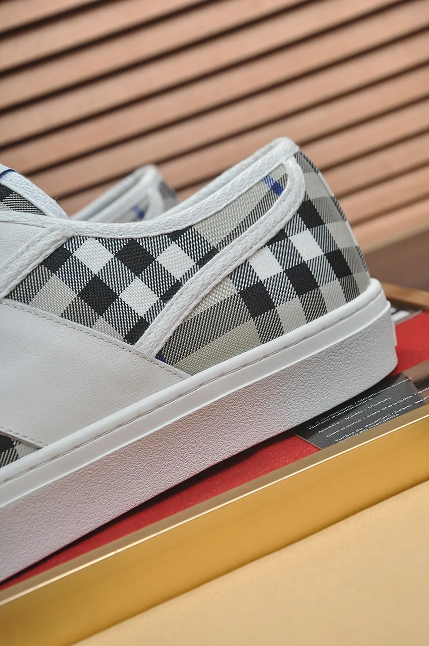 Men's shoes💰460💶【Burberry】Classic low-top sneakers｜Imported cowhide with classic plaid fabric｜Cow leather lining｜Original outsole｜Fine workmanship and comfortable to wear Size: 38-44 (customized at 45)